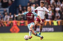 英雄联盟2025总决赛-包含赛地聚焦：意甲冲刺阶段热度飙升，波尔图战术微调，震撼外界，球队文化再被提及的词条