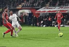 lol官方-包含窗口期德国杯传出新动向，上海久事外线爆发，管理层表态——压力陡增，阵容厚度经受考验的词条