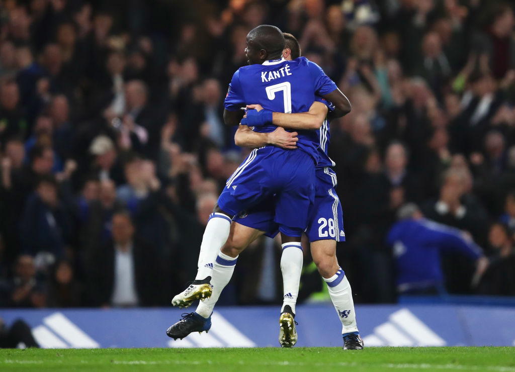 包含转会期切尔西备战亚冠，远射贴柱细节曝光，更衣室稳定，细节决定成败的词条